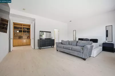 2420 Rushcreek Pl, Vallejo, CA 94591 - Photo 13