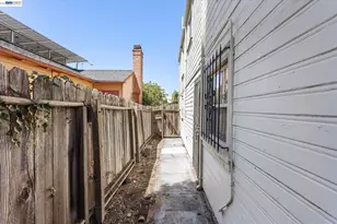 2518 98th Ave, Oakland, CA 94605 - Photo 33