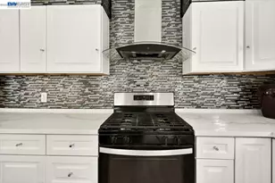 250 Broadmoor Blvd, San Leandro, CA 94577 - Photo 19