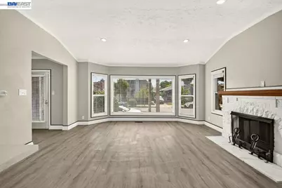 250 Broadmoor Blvd, San Leandro, CA 94577 - Photo 9