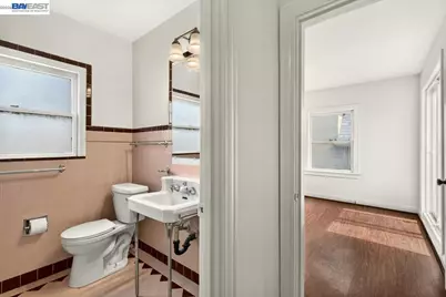 250 Broadmoor Blvd, San Leandro, CA 94577 - Photo 25