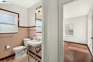 250 Broadmoor Blvd, San Leandro, CA 94577 - Photo 25