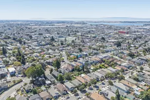 2070 Rosedale Ave, Oakland, CA 94601 - Photo 35
