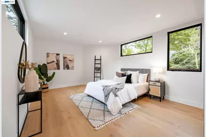 5883 Margarido Dr, Oakland, CA 94618 - Photo 53