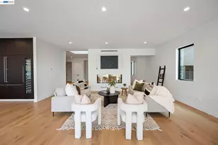 5883 Margarido Dr, Oakland, CA 94618 - Photo 21
