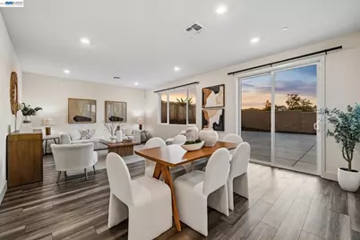 5389 Santini Ln, Tracy, CA 95377 - Photo 9