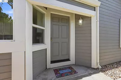 38109 Iris Court, Newark, CA 94560 - Photo 7