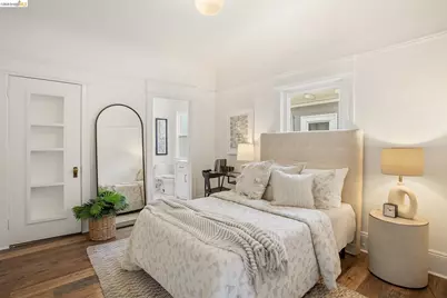 455 36th St, Oakland, CA 94609 - Photo 27