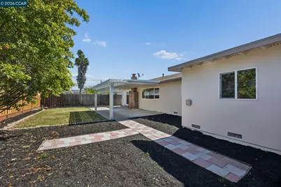 7597 Canterbury Ln, Dublin, CA 94568 - Photo 15