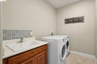 1276 Prominent Dr, Brentwood, CA 94513 - Photo 35