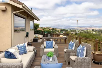 8115 Brittany Dr, Dublin, CA 94568 - Photo 31
