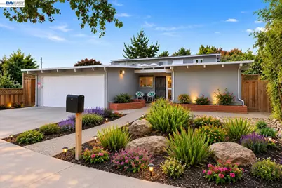554 Beechmont Lane, Hayward, CA 94544 - Photo 1