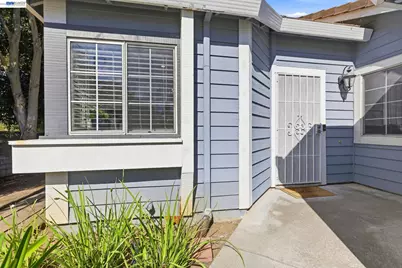 3897 Inverness Cmn, Livermore, CA 94551 - Photo 5