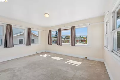 521 Zorah St, Oakland, CA 94606 - Photo 37