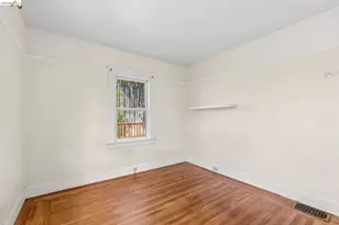 521 Zorah St, Oakland, CA 94606 - Photo 29