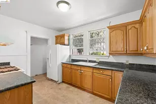 521 Zorah St, Oakland, CA 94606 - Photo 23