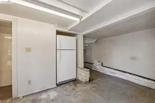 521 Zorah St, Oakland, CA 94606 - Photo 45