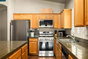 700 Pinedale Ave, Sacramento, CA 95838 - Photo 13