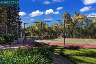 564 Churchill Downs Ct, Walnut Creek, CA 94597 - Photo 35