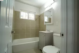 935 106th Ave, Oakland, CA 94603 - Photo 11