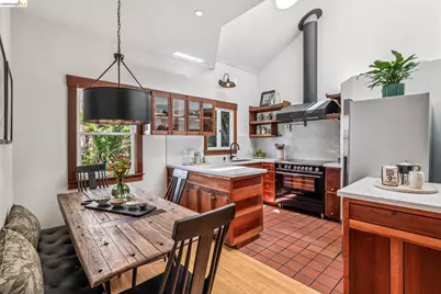 2435 Valley Street, Berkeley, CA 94702 - Photo 25