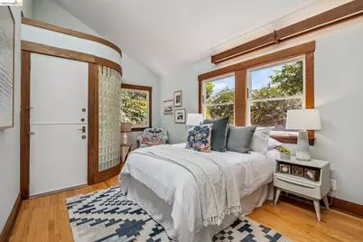 2435 Valley Street, Berkeley, CA 94702 - Photo 53