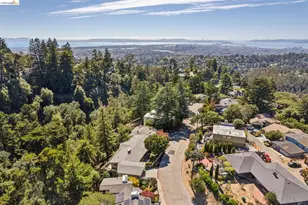 6040 Chelton Dr, Oakland, CA 94611 - Photo 51