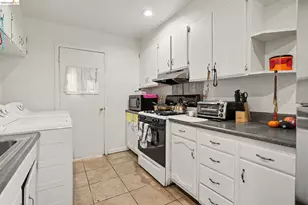 258 Dundee Dr, South San Francisco, CA 94080 - Photo 9