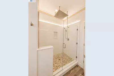 977 24th St, Oakland, CA 94607 - Photo 7