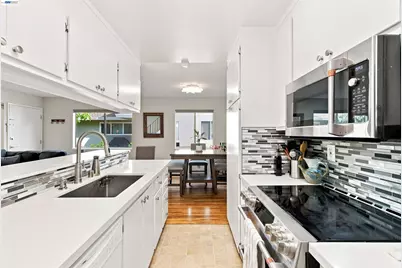 4747 Capay Dr #2, San Jose, CA 95118 - Photo 11