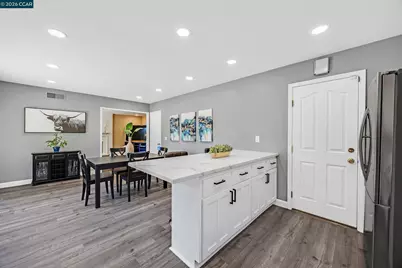 8569 Wicklow Ln, Dublin, CA 94568 - Photo 17