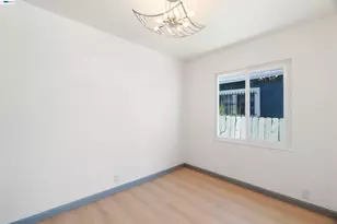 1006 72nd Ave, Oakland, CA 94621 - Photo 7