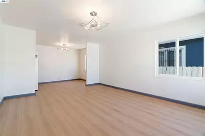 1006 72nd Ave, Oakland, CA 94621 - Photo 5