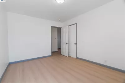 1006 72nd Ave, Oakland, CA 94621 - Photo 21