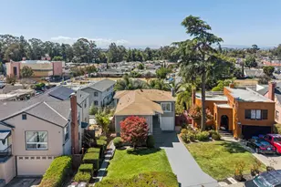 8233 Golf Links Rd, Oakland, CA 94605 - Photo 59