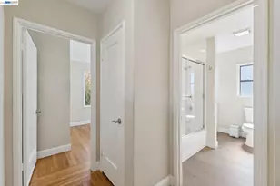8233 Golf Links Rd, Oakland, CA 94605 - Photo 25