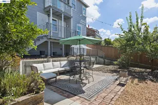 8233 Golf Links Rd, Oakland, CA 94605 - Photo 45