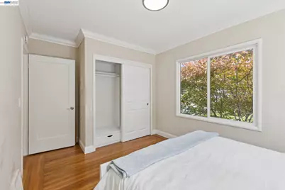 8233 Golf Links Rd, Oakland, CA 94605 - Photo 27