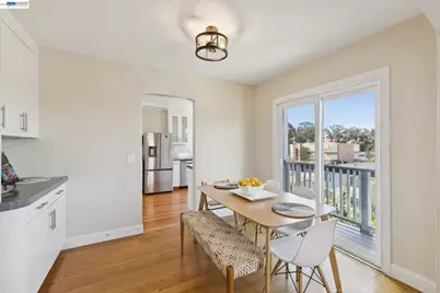 8233 Golf Links Rd, Oakland, CA 94605 - Photo 3