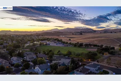1395 Meadow Ct, Livermore, CA 94551 - Photo 51