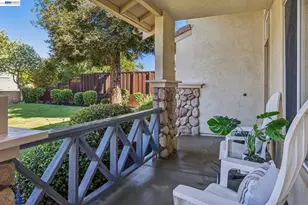 1395 Meadow Ct, Livermore, CA 94551 - Photo 3