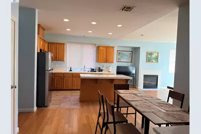 2516 Withrow Ln, Fairfield, CA 94533 - Photo 5