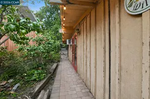 3214 Pine St, Martinez, CA 94553 - Photo 23