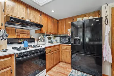 4005 Rimrock Dr, Antioch, CA 94509 - Photo 11