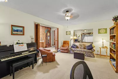 4005 Rimrock Dr, Antioch, CA 94509 - Photo 13