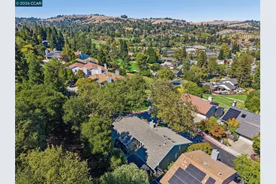 1792 Saint Andrews Dr, Moraga, CA 94556 - Photo 67