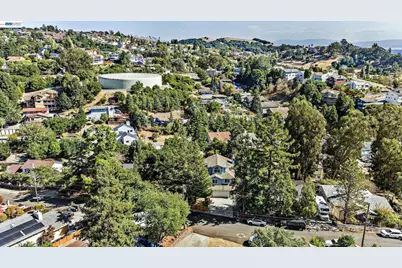 2825 Hillcrest Avenue, Hayward, CA 94542 - Photo 45