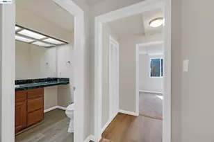 2825 Hillcrest Ave, Hayward, CA 94542 - Photo 23