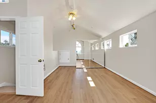 2825 Hillcrest Ave, Hayward, CA 94542 - Photo 35