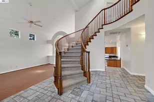 2825 Hillcrest Ave, Hayward, CA 94542 - Photo 11